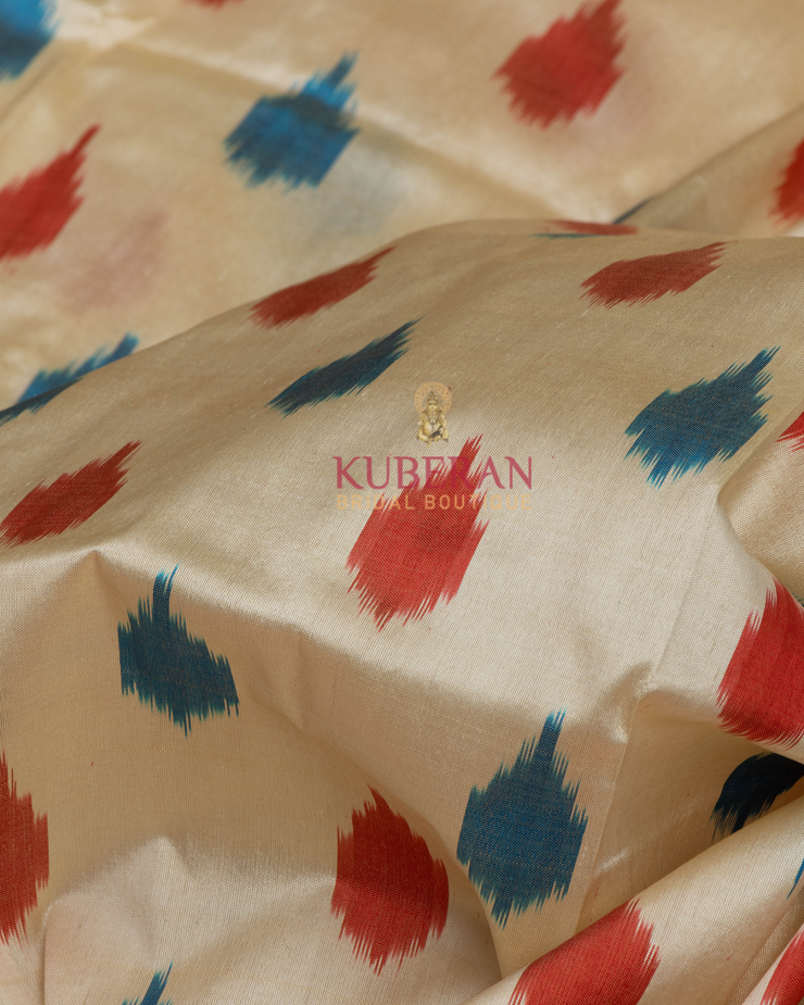 Kuberan Pochampally Ikat White With Pink Border Silk Sarees
