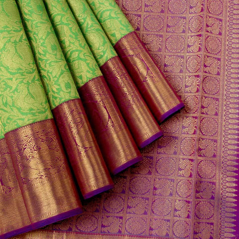 The Beauty of Saree Borders: Exploring Timeless Weaves & Elegant Designs