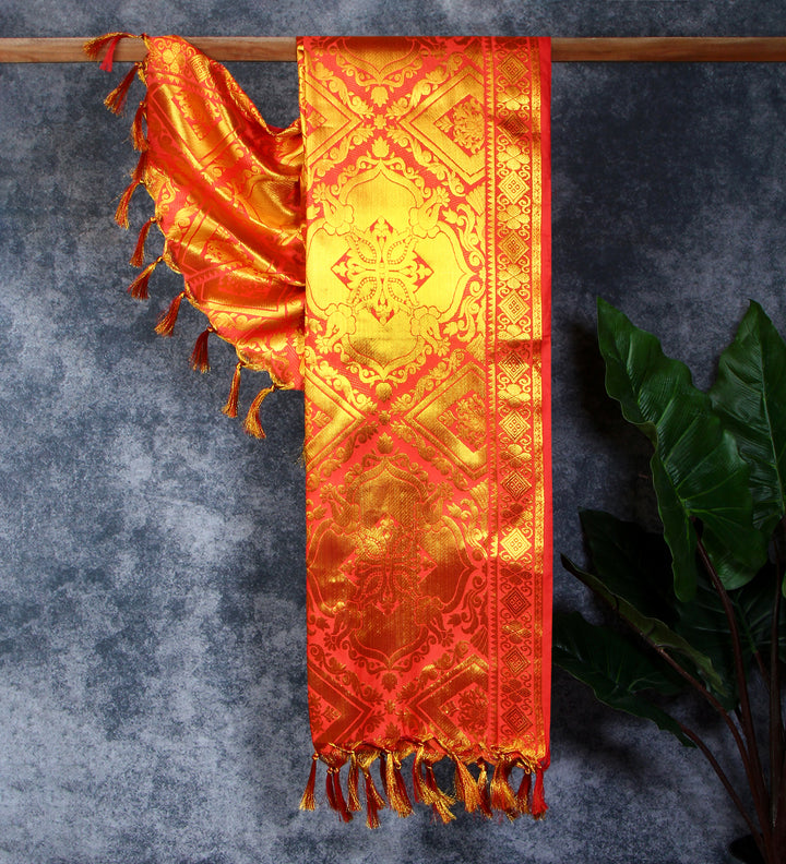 KUBERAN RED PONNADAI SHAWL