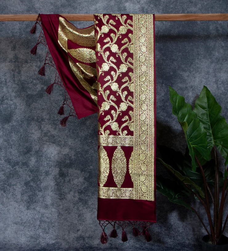 Kuberan Maroon Ponnadai Shawl