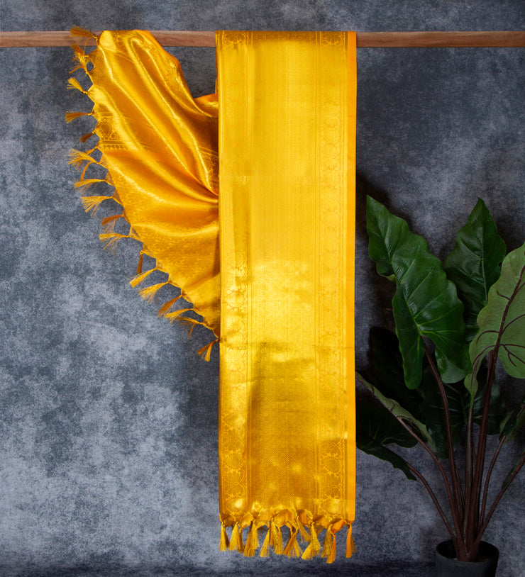 Kuberan Yellow Ponnadai Shawl