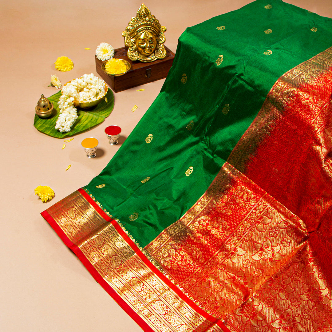 Kuberan Bottle Green With Red 9 Yards Silk Saree