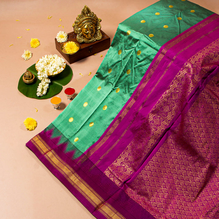 Kuberan Dark Pastel Green With Plum Velvet 9 Yards Silk Saree