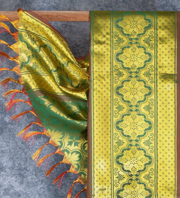 Kuberan Deep Green Ponnadai Shawl