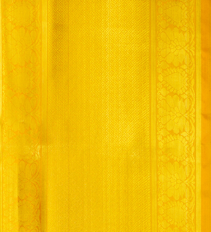 Kuberan Yellow Ponnadai Shawl