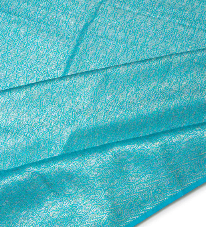 Kuberan Blue Ponnadai Shawl