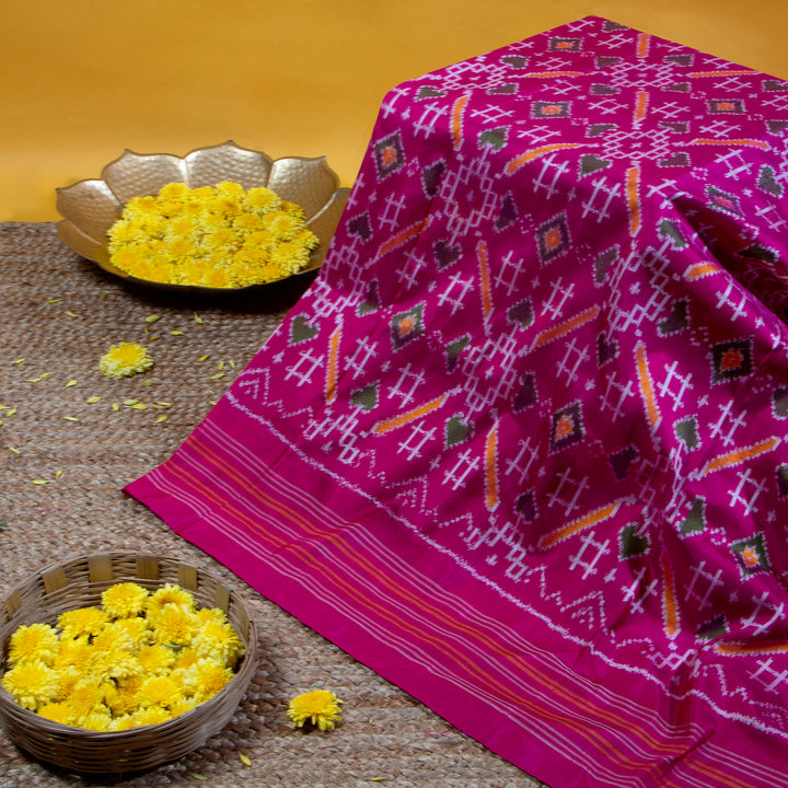 Kuberan Pastel Grey With Dark Hot Pink Pochampally Silk Saree