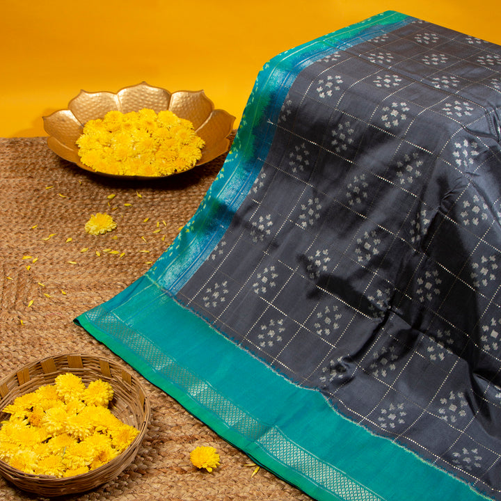 Kuberan Ash Grey With Teal Green Colour Pochampally Silk Saree