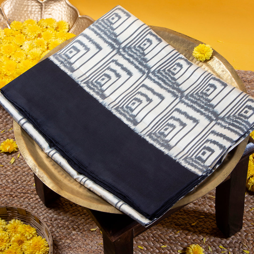Kuberan BLACK AND off white  Pochampally Silk Saree