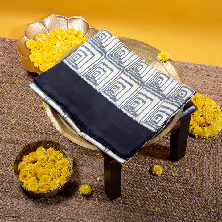 Kuberan BLACK AND off white  Pochampally Silk Saree