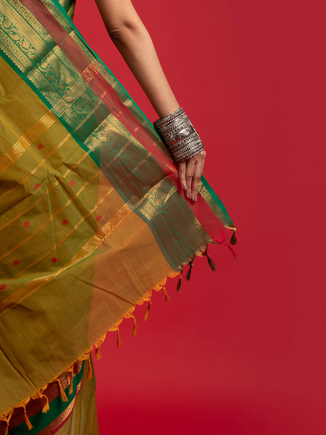 kuberan green kanchi cotton saree
