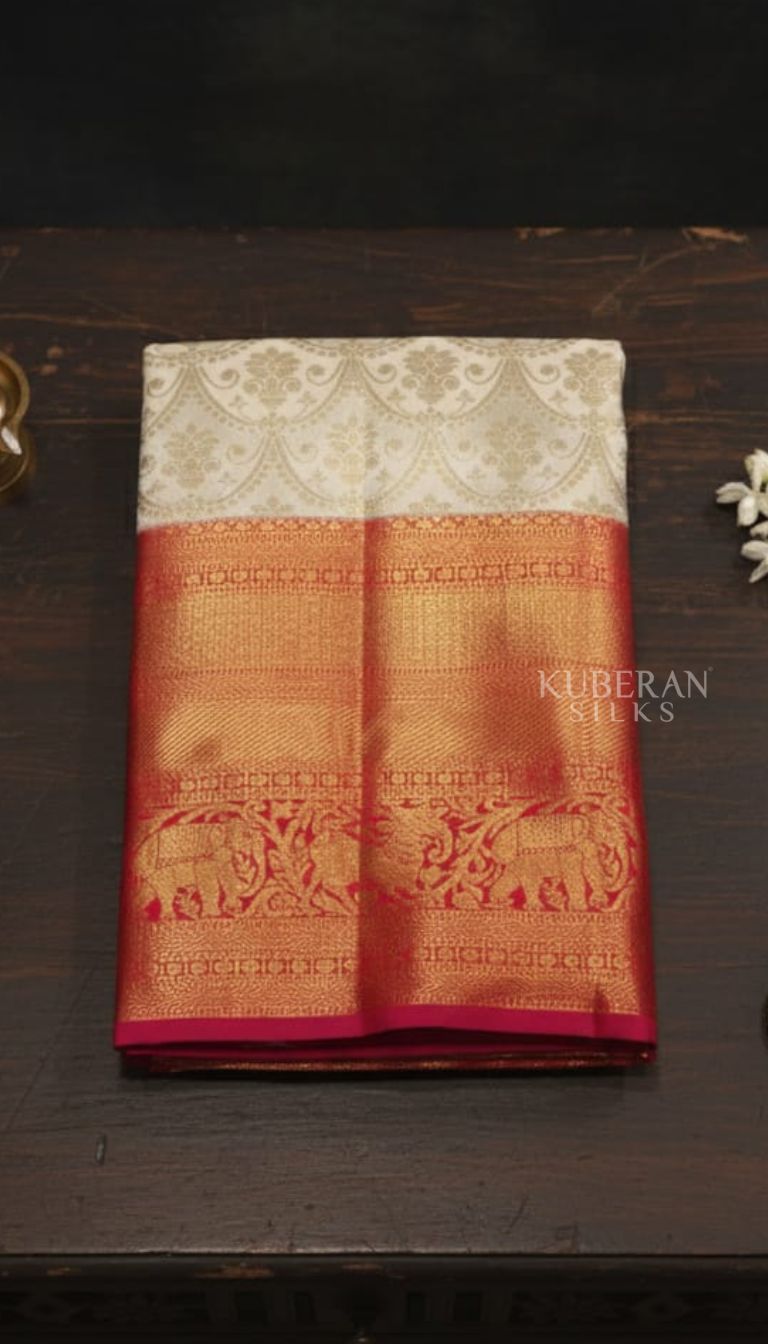 KUBERAN CREAM PURE SILK KANCHIVARAM SAREE WITH CONTRAST DEEP PINK BORDER