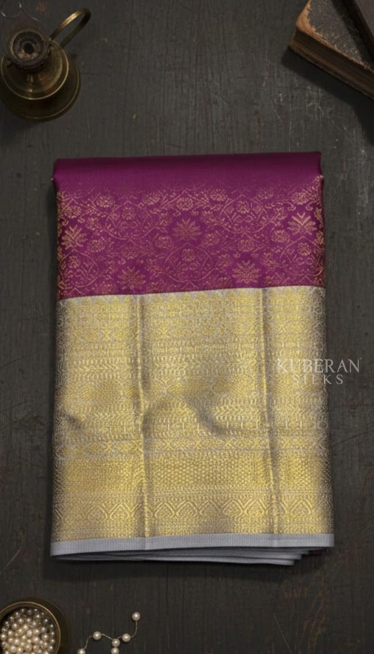 KUBERAN MAGENTA PURE SILK KANCHIVARAM SAREE WITH SILVER GREY WITH GOLD ZARI WORK