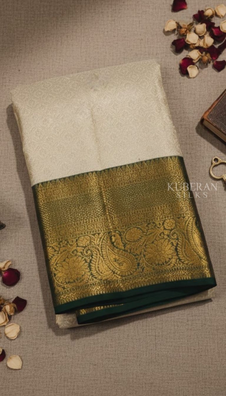KUBERAN OFF-WHITE PURE SILK KANCHIVARAM SAREE WITH EMERALD GREEN BORDER