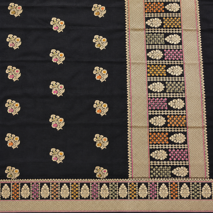Black saree border preview