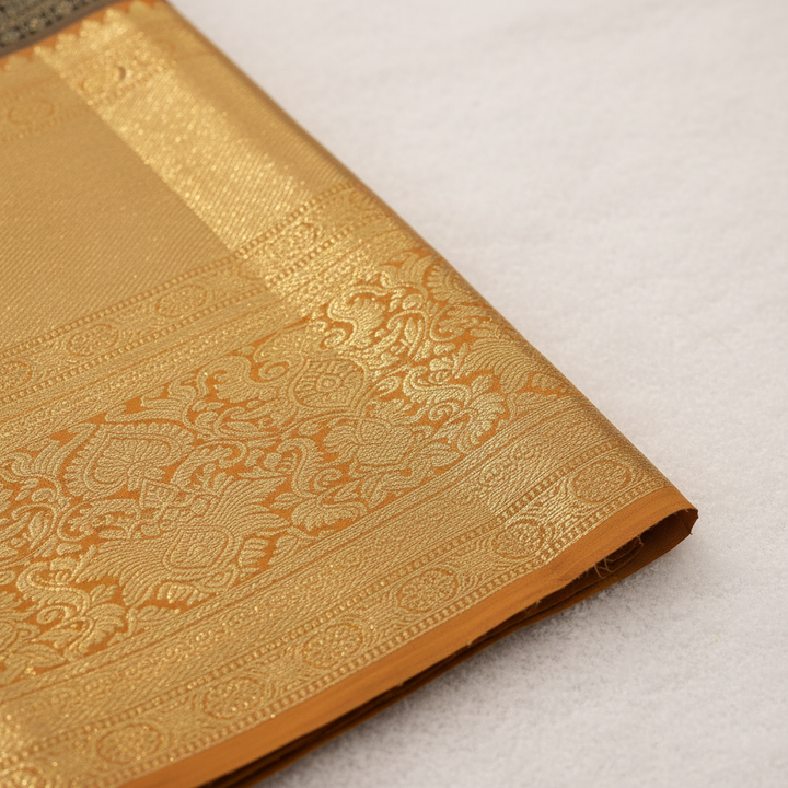 kuberan Black with Golden Temple Motifs Kanchipuram Silk Saree