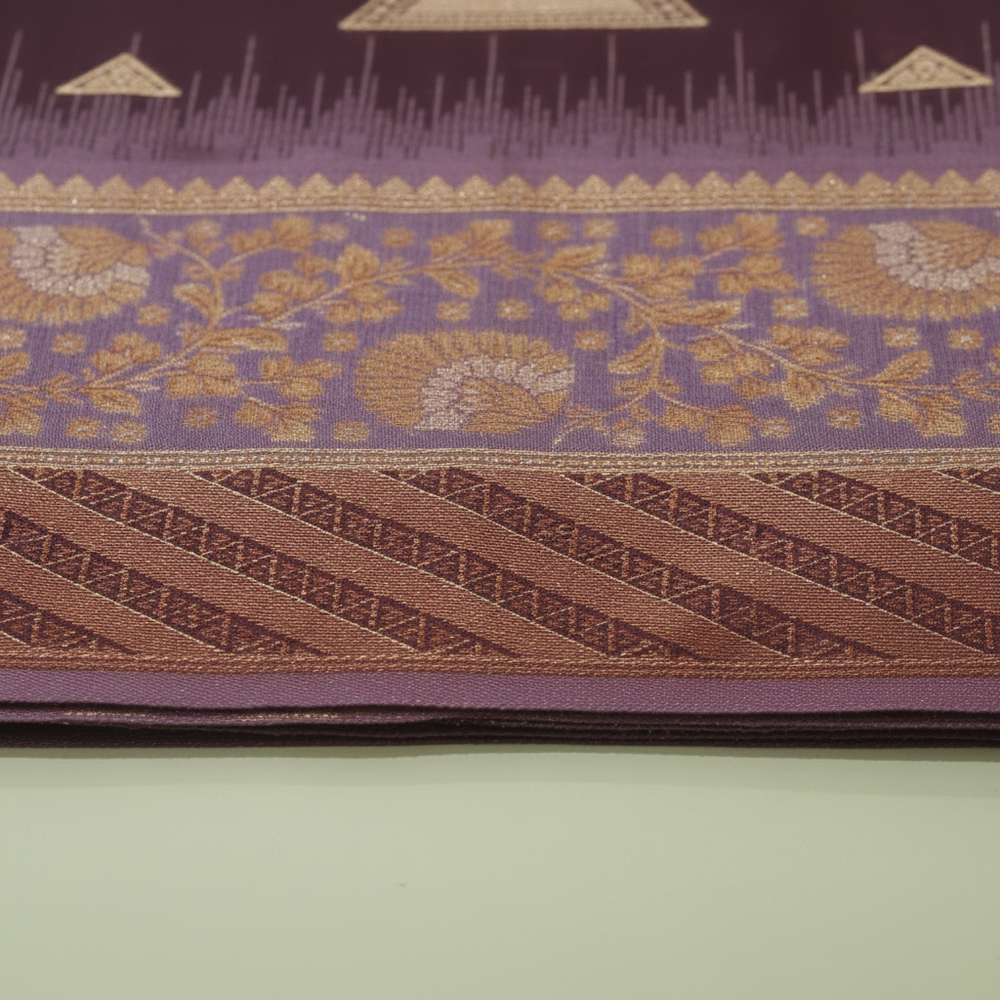 Deep Purple Banarasi – Border Close-up