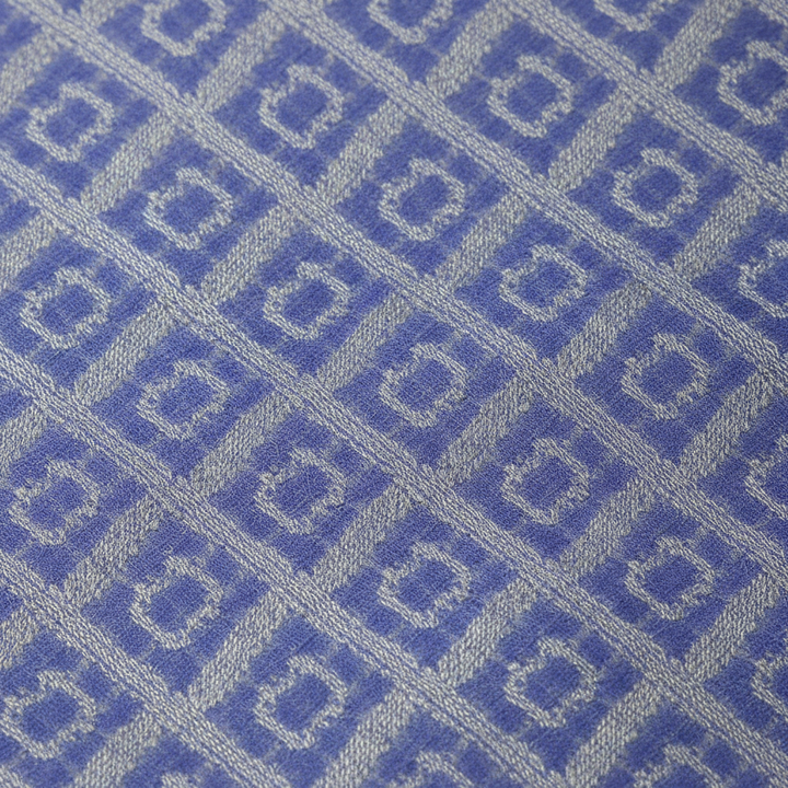 Geometric diamond weave pattern