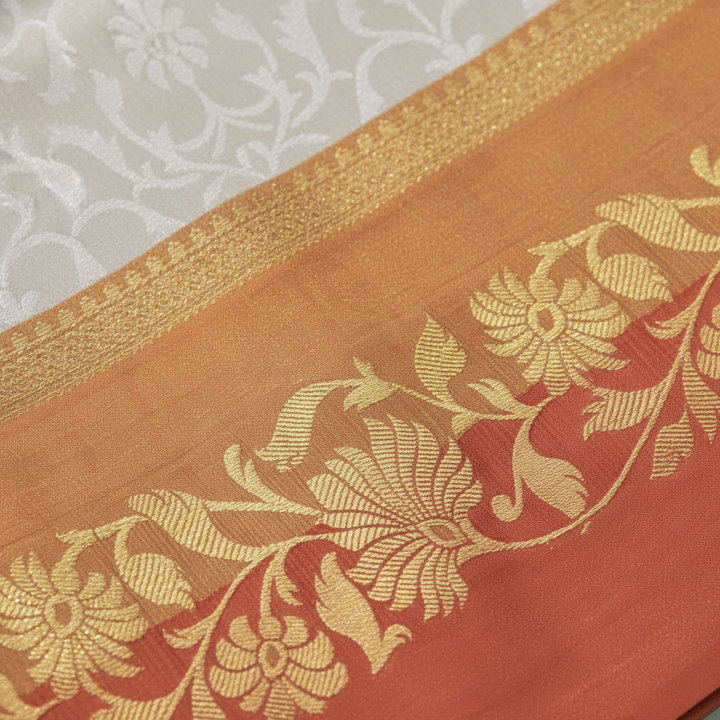 Golden Border Close-up