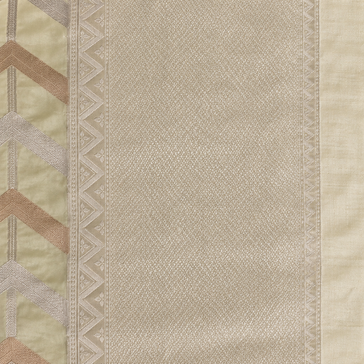 Pastel green saree light gold-toned pallu and pale edge close-up