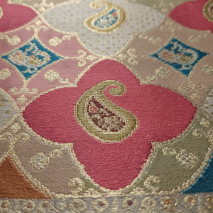 KUBERAN CREAM AND PINK MASHRU SAREE