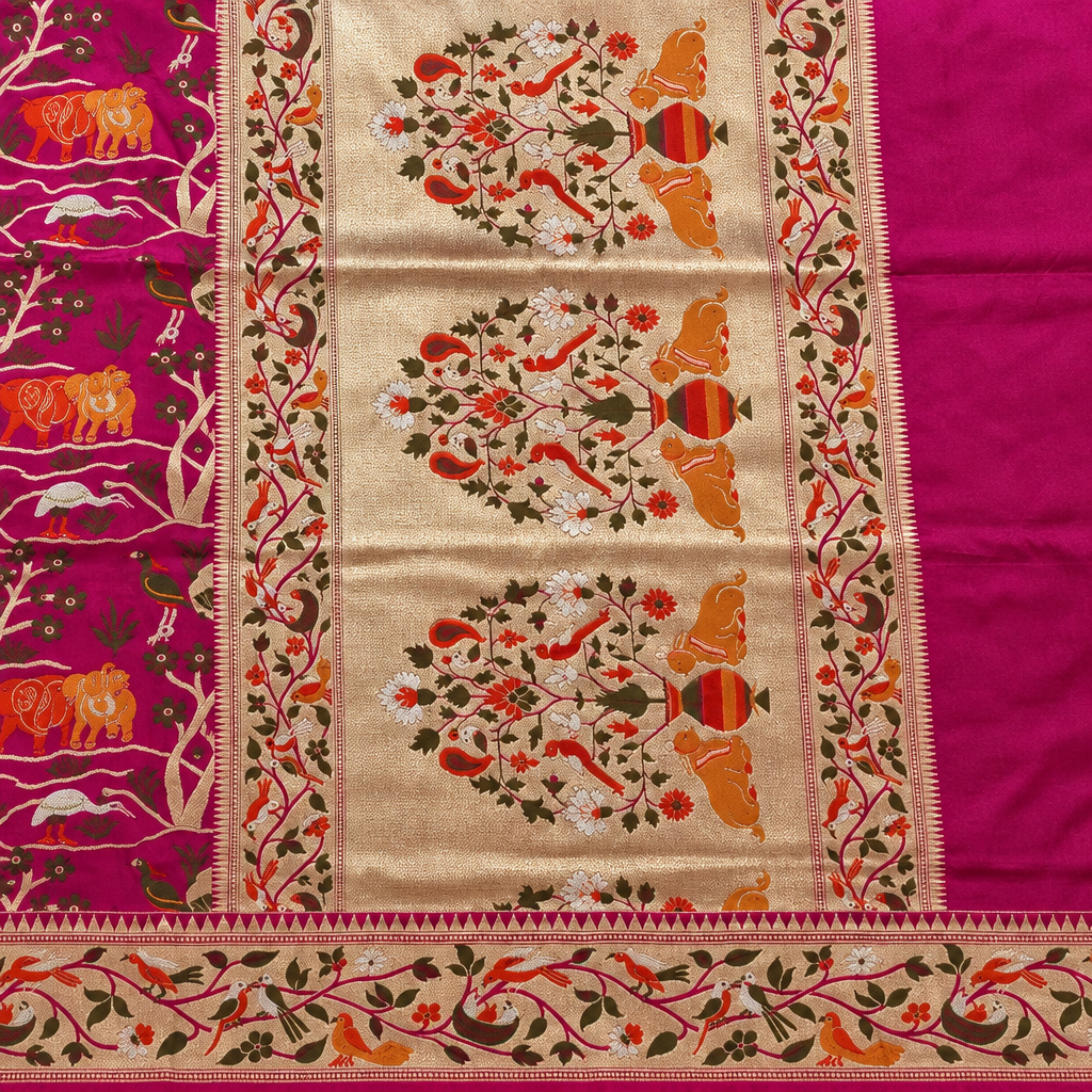Magenta saree panel close-up preview