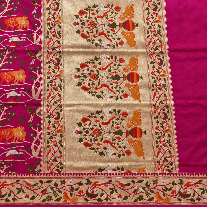 Magenta saree panel close-up preview