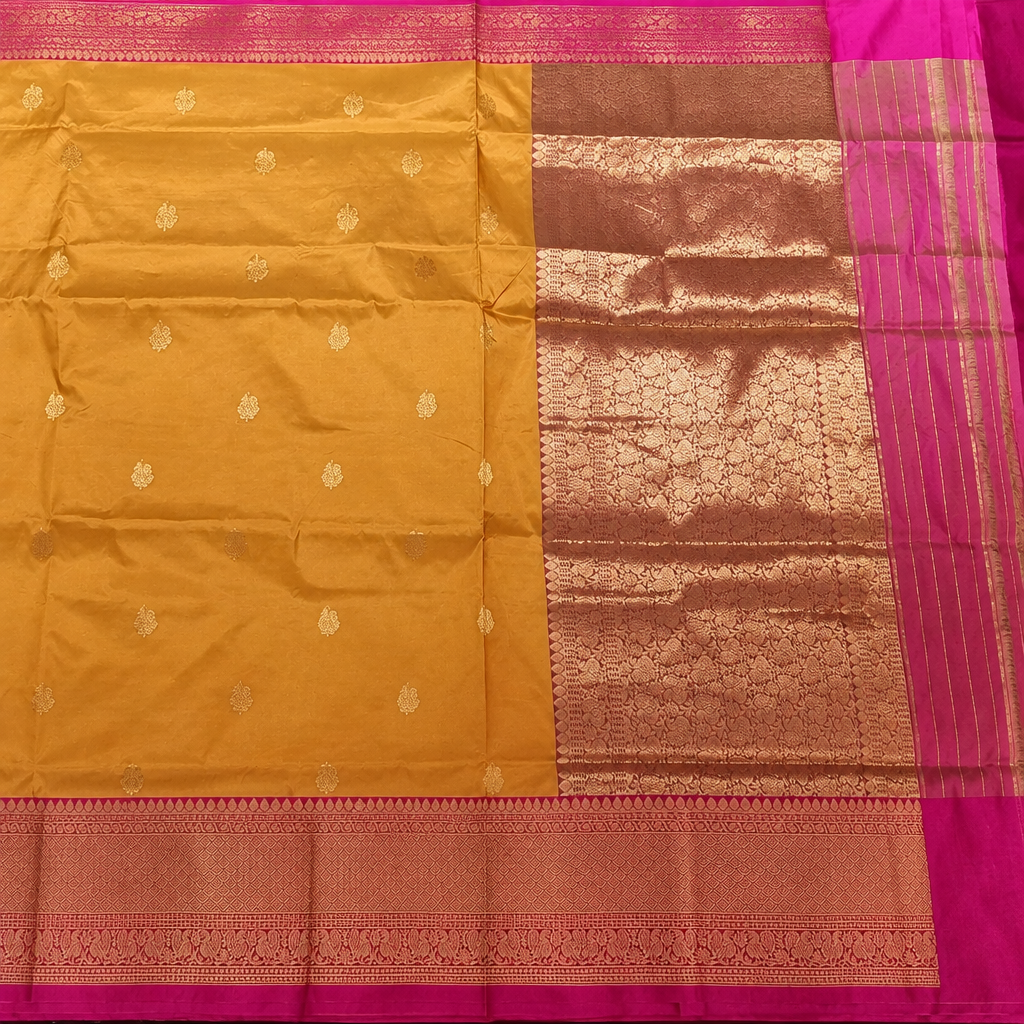 Mustard saree pallu-and-border preview