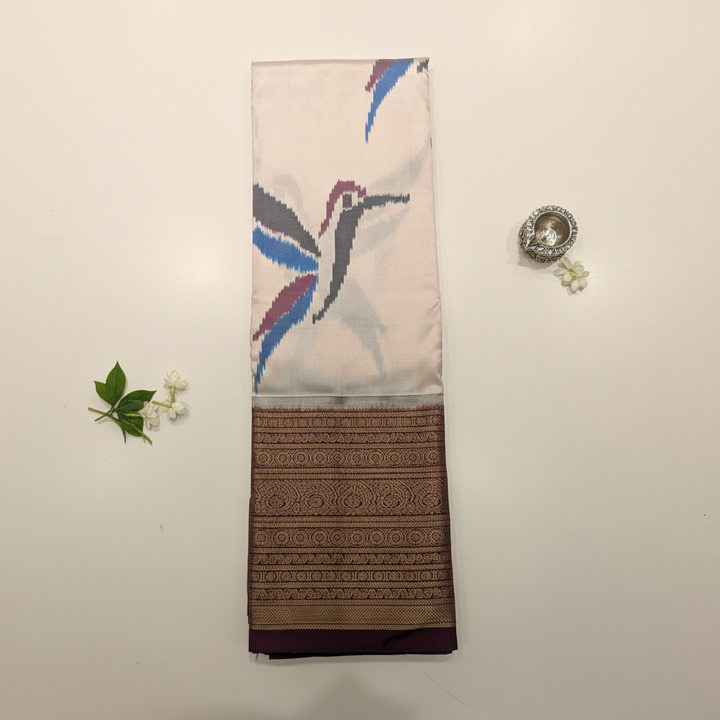 KUBERAN OFF WHITE POCHAMPALLY SILK SAREE