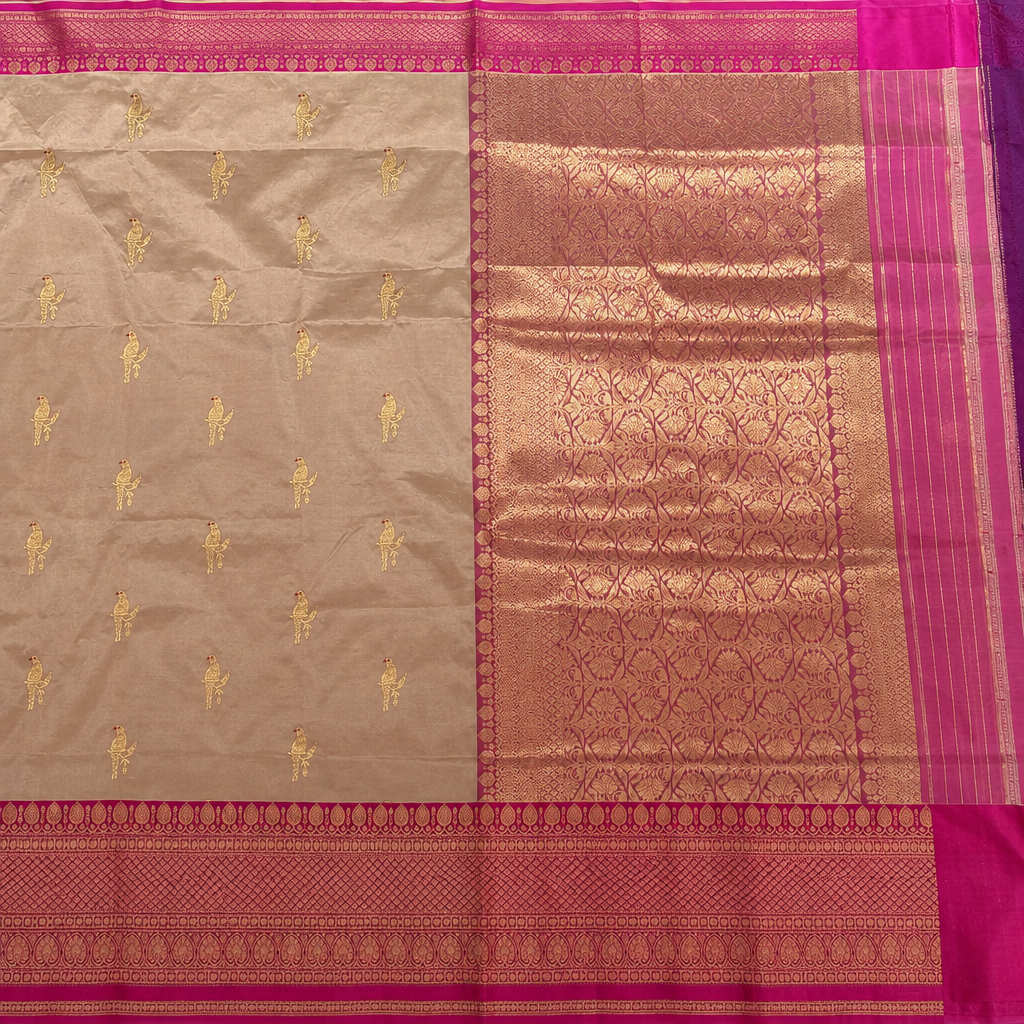 Preview of the saree pallu and border