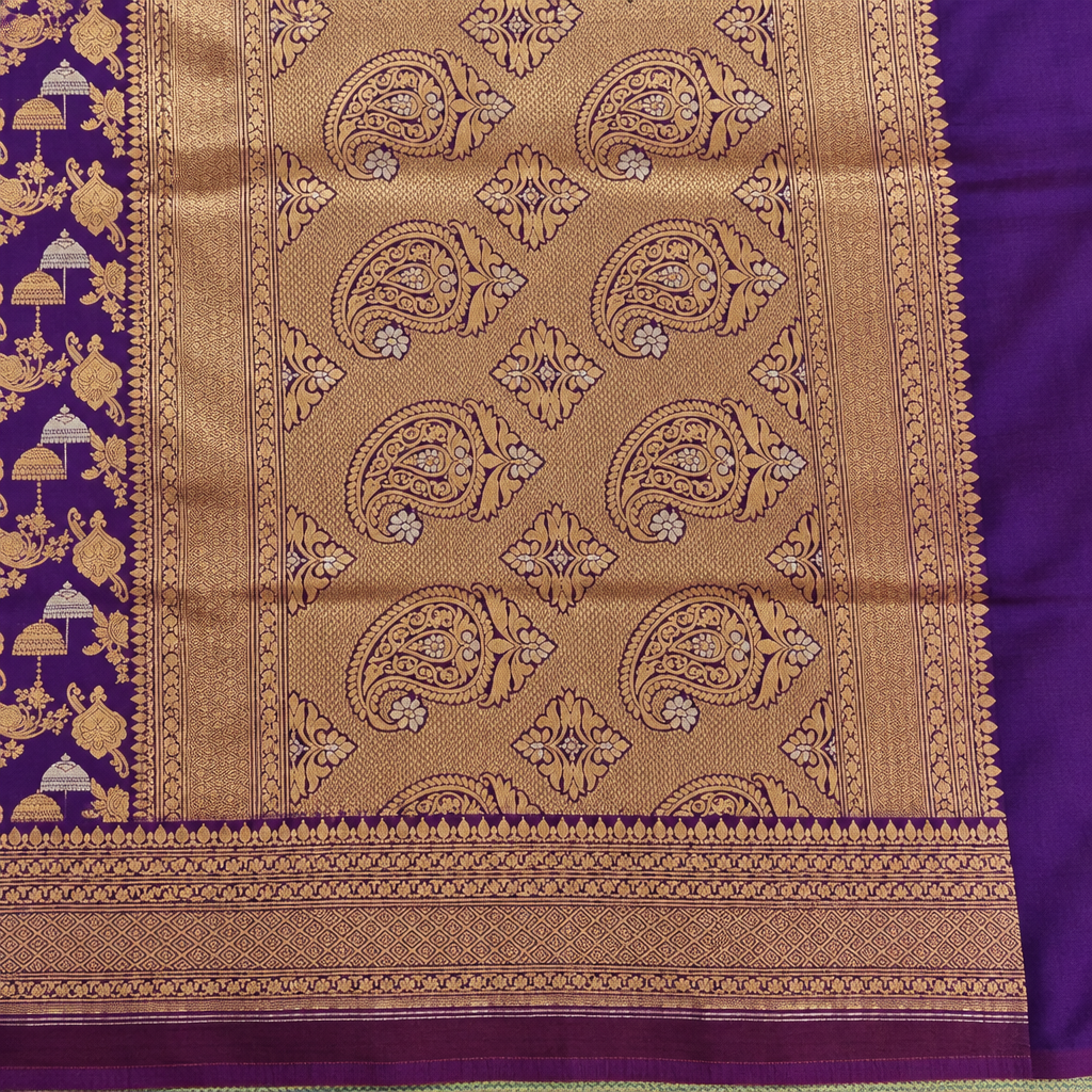 Purple saree pallu-and-border preview