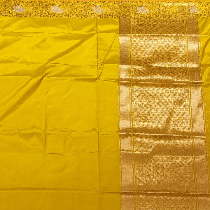Yellow saree body-and-border preview