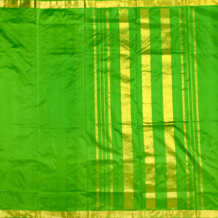 Parrot Green 9 Yards Silk Saree