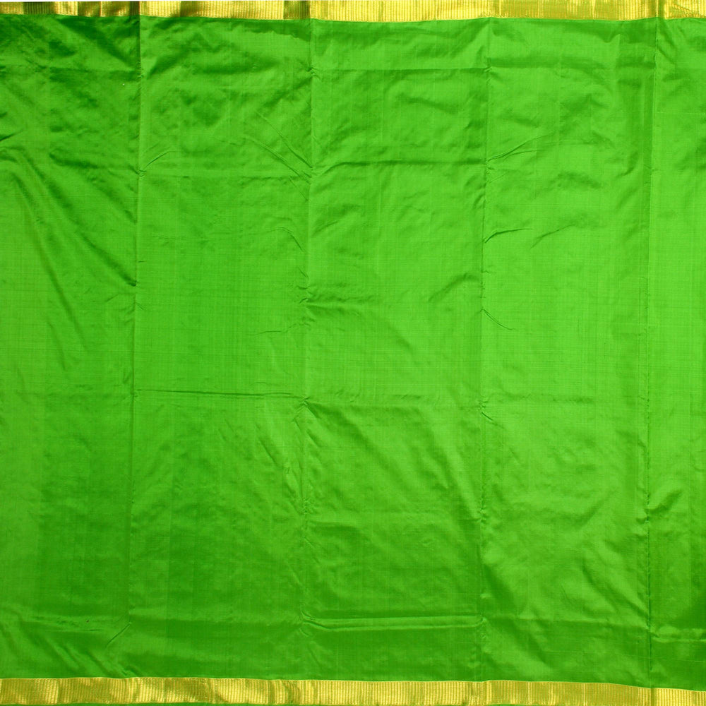 Parrot Green 9 Yards Silk Saree