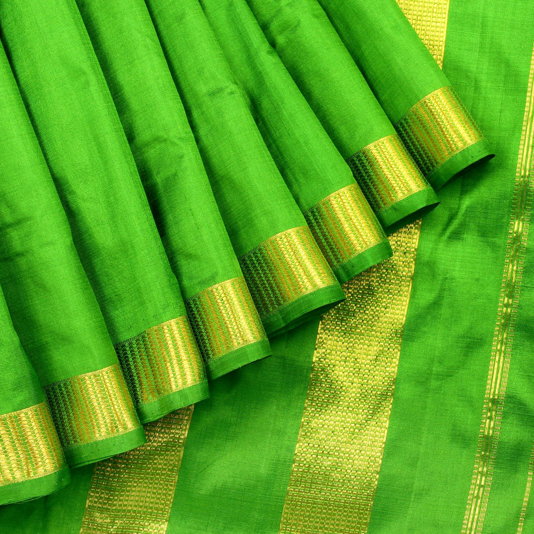 Parrot Green 9 Yards Silk Saree
