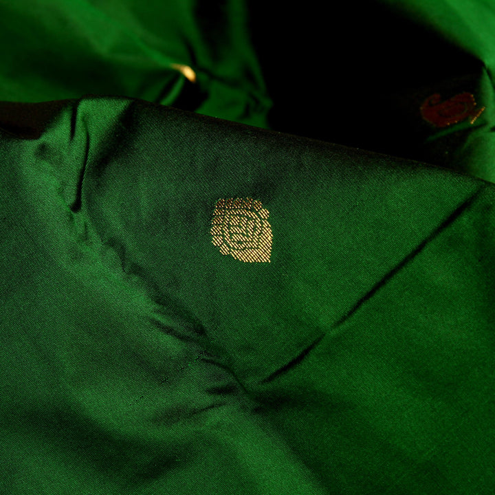 Dark Green Red 9 Yards Silk Saree