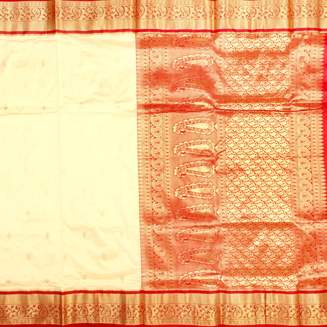 Kuberan White 9 Yards Silk Saree