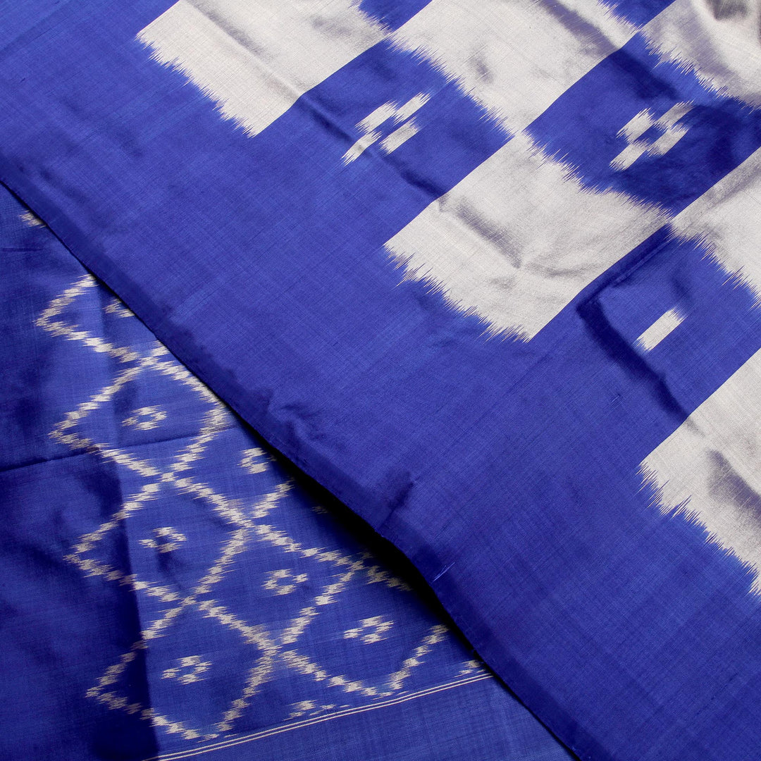 Kuberan White Blue pochampally Silk Saree