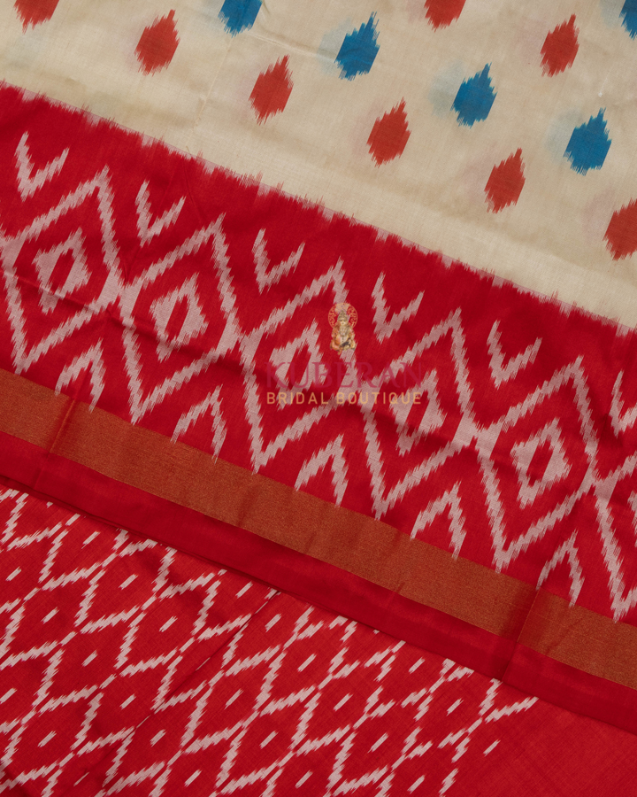 Kuberan Pochampally Ikat White With Pink Border Silk Sarees