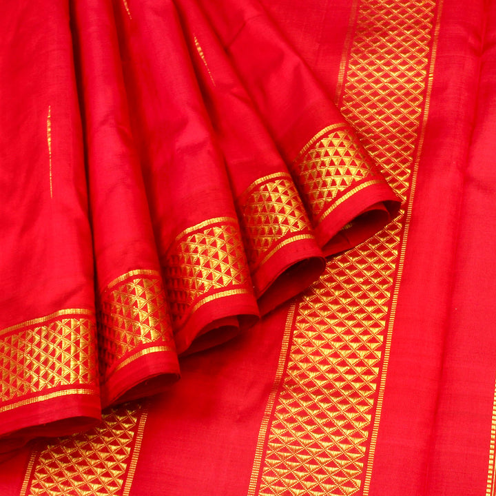 Kuberan Red 9 Yards Silk Saree