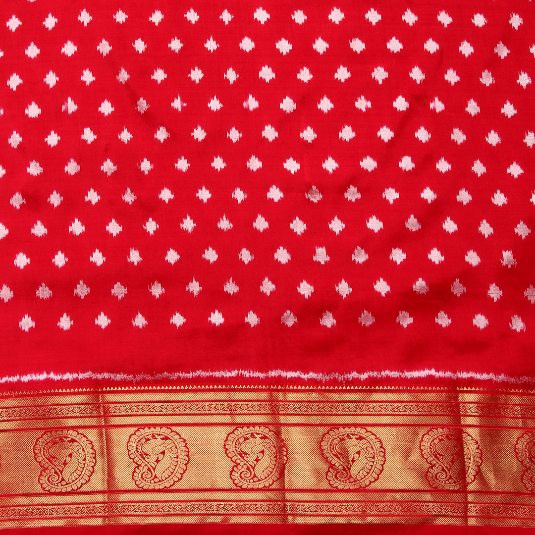 Kuberan White Red Pochampally Silk Saree