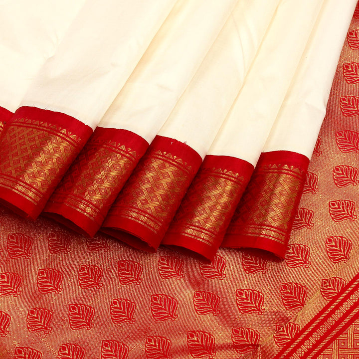 Kuberan White Red 9 Yards Silk Saree