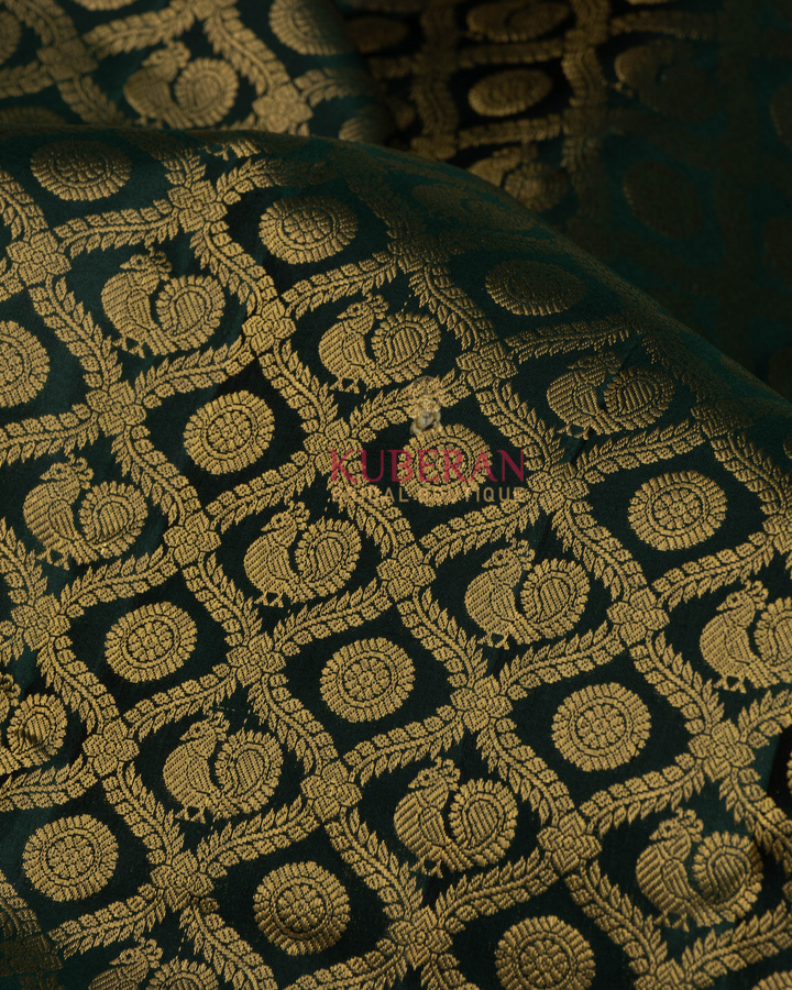 Kuberan Dark Green Kanchivaram Silk Saree