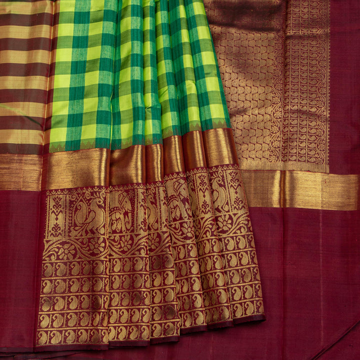 Kuberan Green With Marron Border Woven In Dupion Kanchipuram Silk Saree