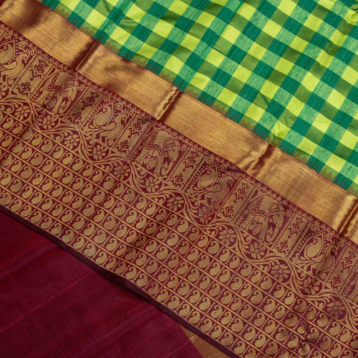 Kuberan Green With Marron Border Woven In Dupion Kanchipuram Silk Saree