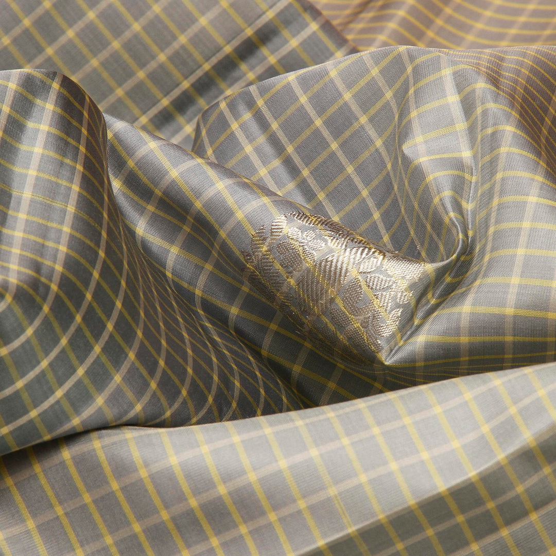 Kuberan Grey Cream Kanchivaram Silk Saree
