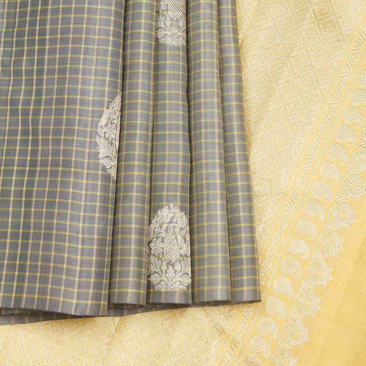 Kuberan Grey Cream Kanchivaram Silk Saree