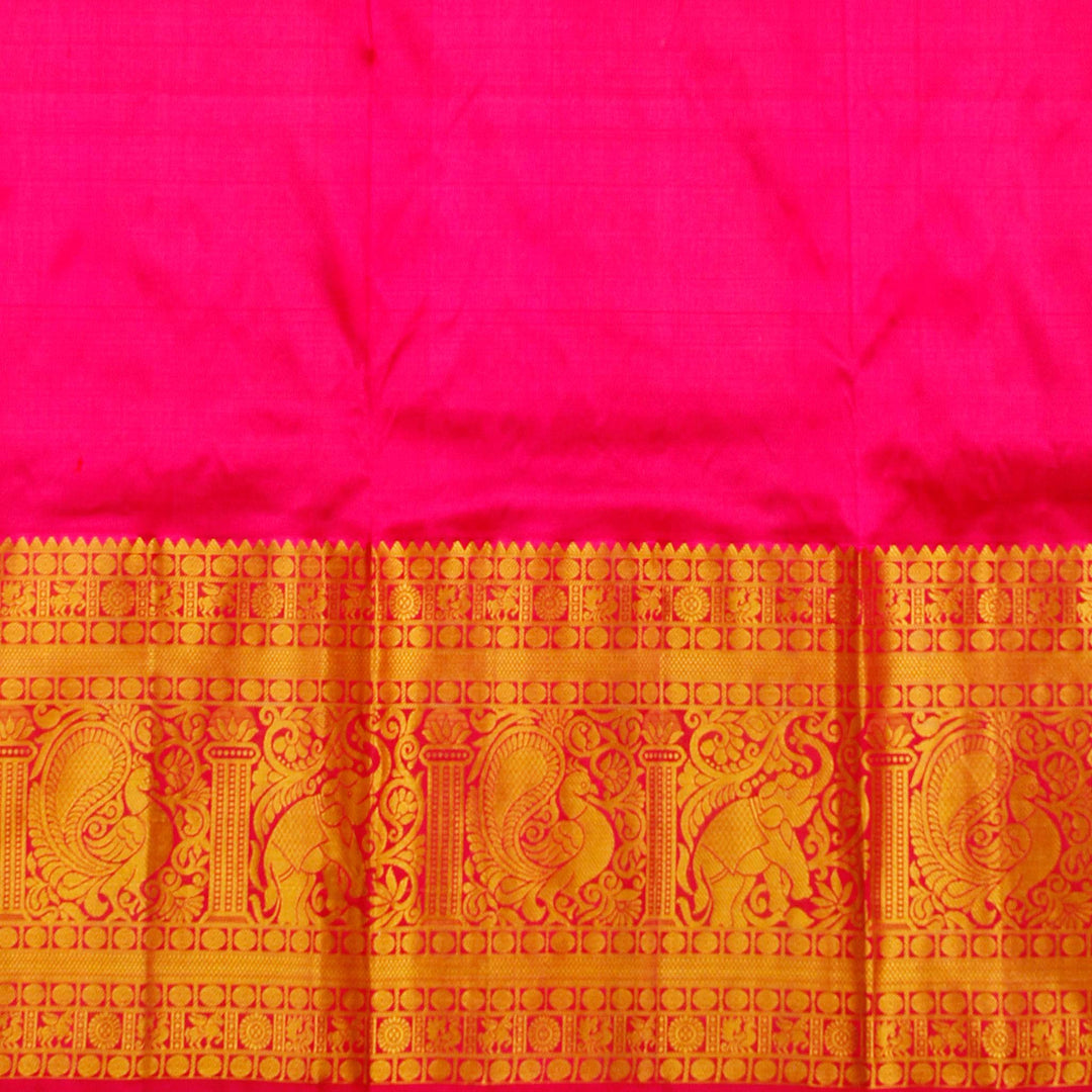 Kuberan Multi Pavada