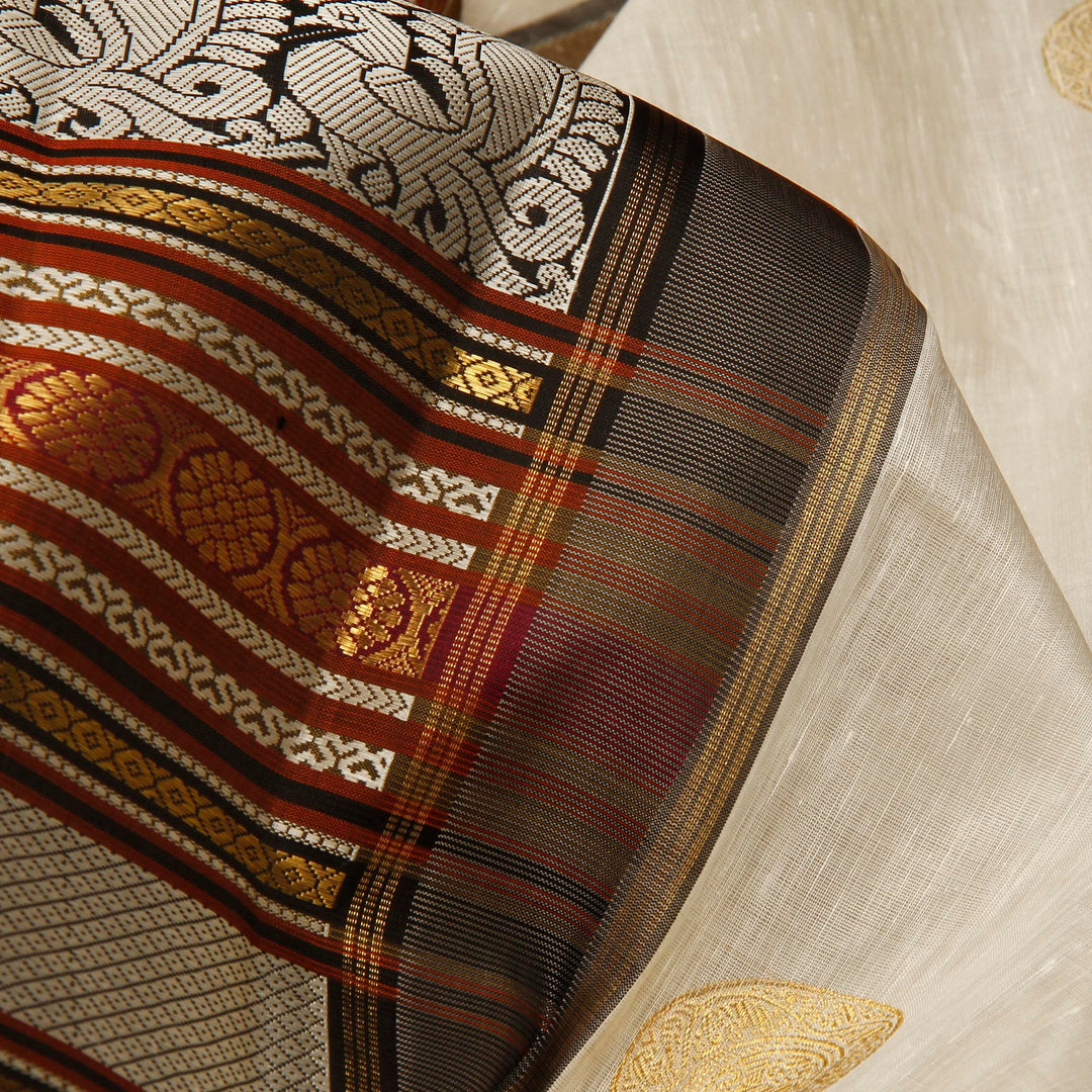 Kuberan White Black Kanchivaram Silk Saree