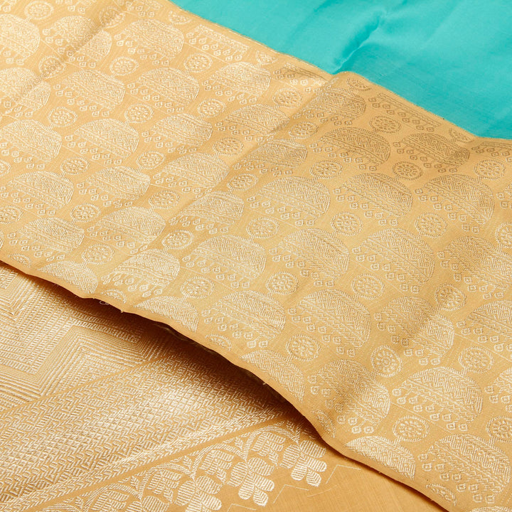 Kuberan Blue Beige Kanchivaram Silk Saree